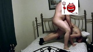 Препод трахает свою студентку, не подозревая, что та записывает на него компромат