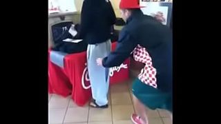 Выборка девушек, которые оголяют части тела в людных местах